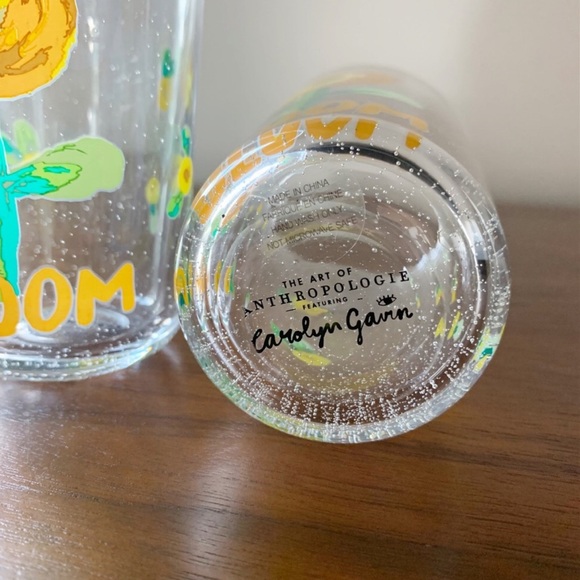 2 Anthropologie Carolyn Gavin Inspire Juice Glasses 1 Blue & 1 Yellow Set - Picture 7 of 9